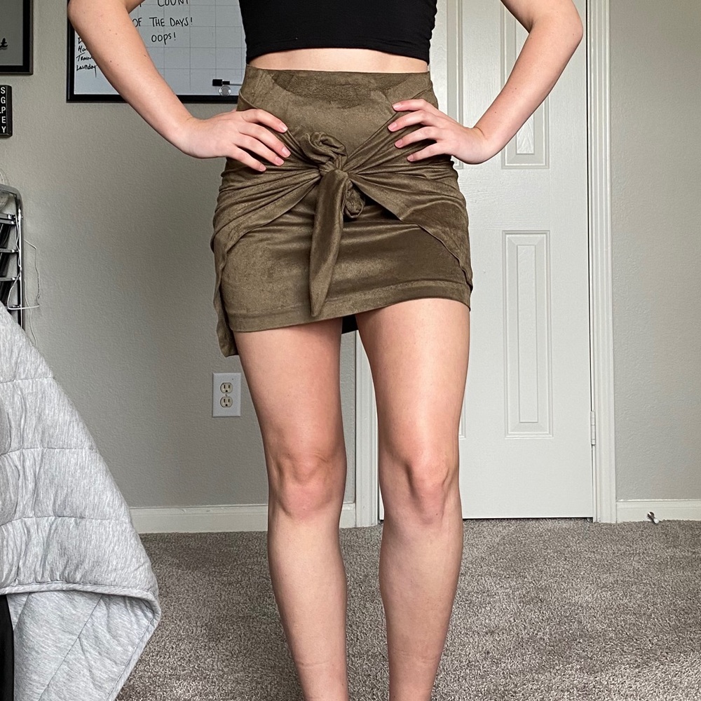 Green high waisted tie front mini skirt suede